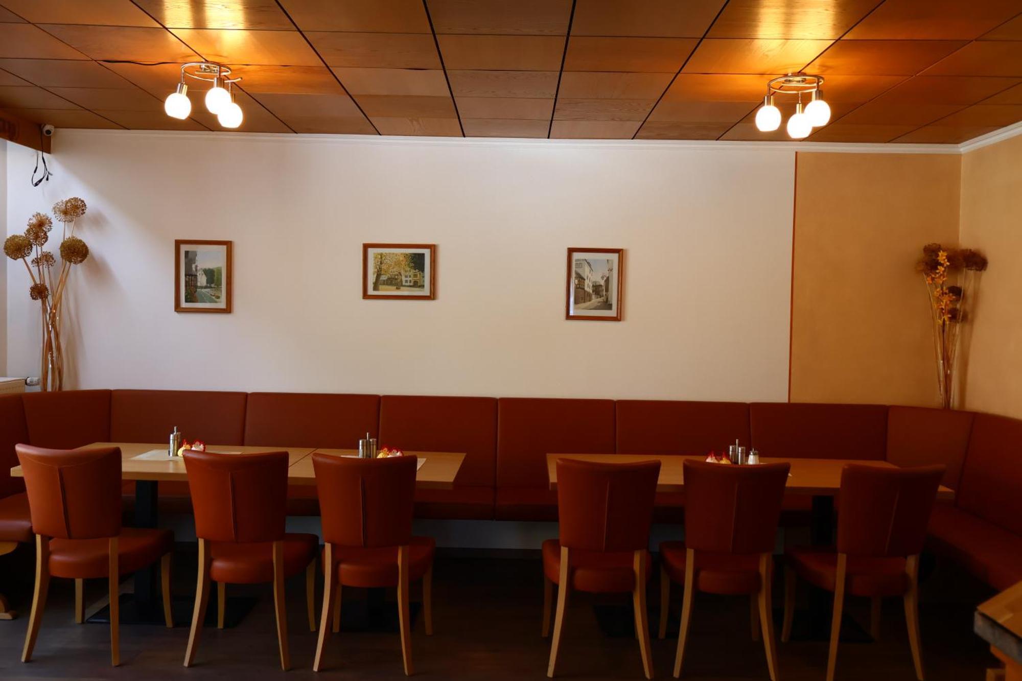 Hotel Weinhaus Hirschen Bruttig Esterno foto